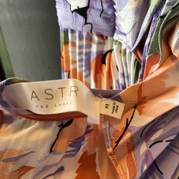 ASTR Blythe Tie-back Midi Dress - Size M - Picture 4 of 6